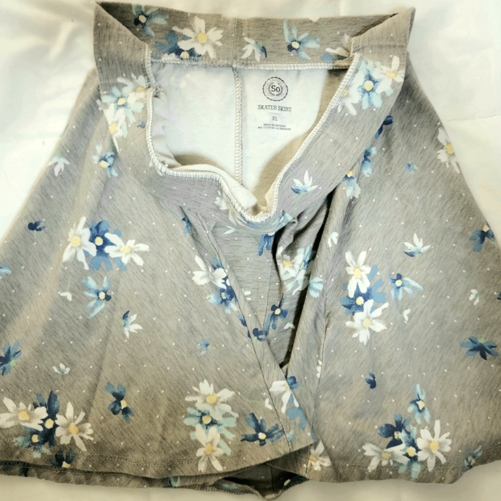 Gray Floral Print SO XL Skater Skirt